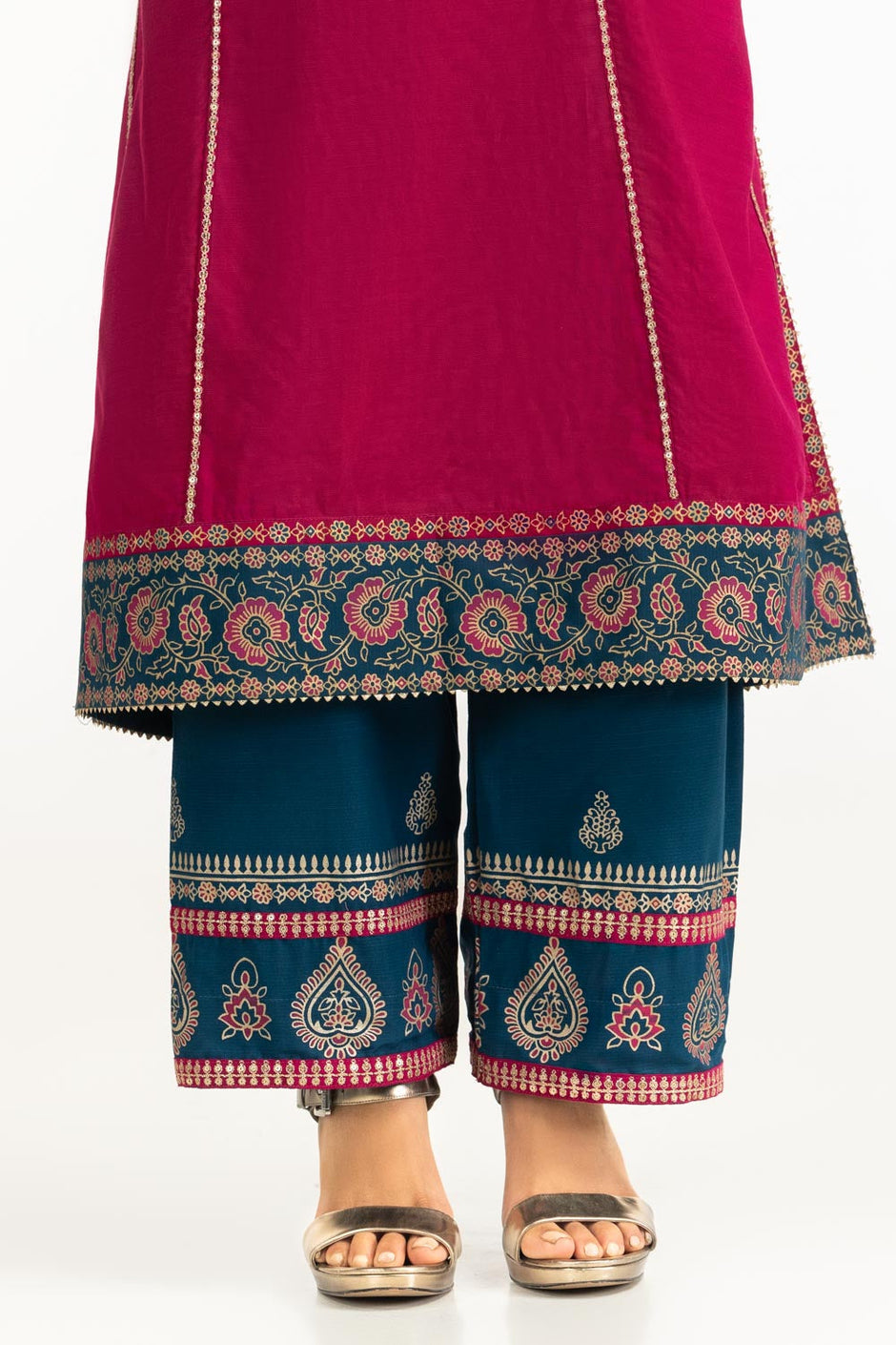 3PC Khaddi Net Embroidered Suit
