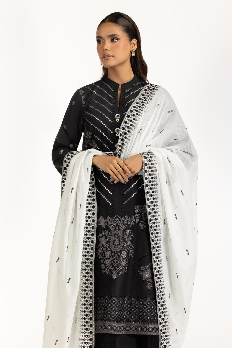 3PC Lawn Embroidered Suit