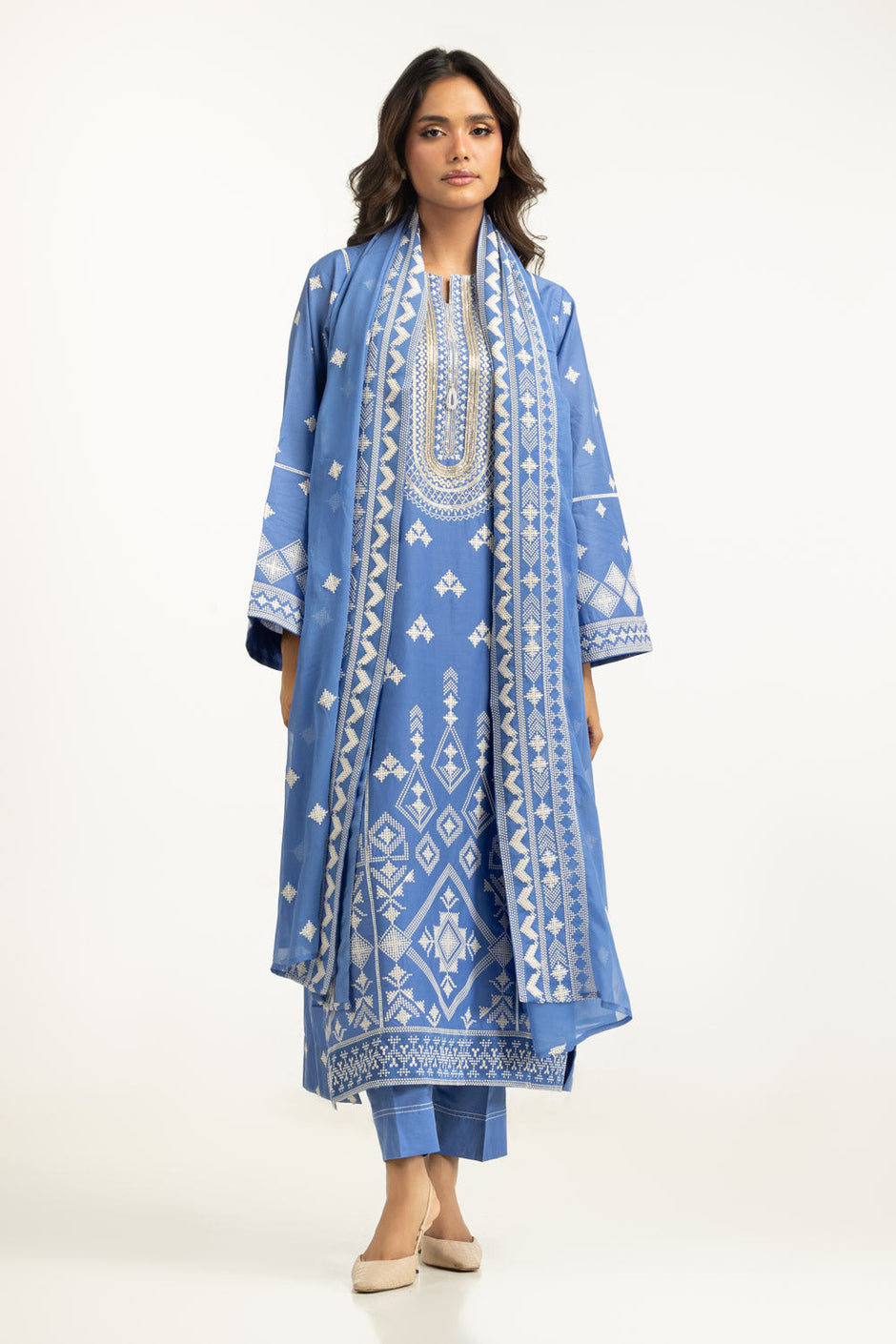3PC Lawn Embroidered Suit