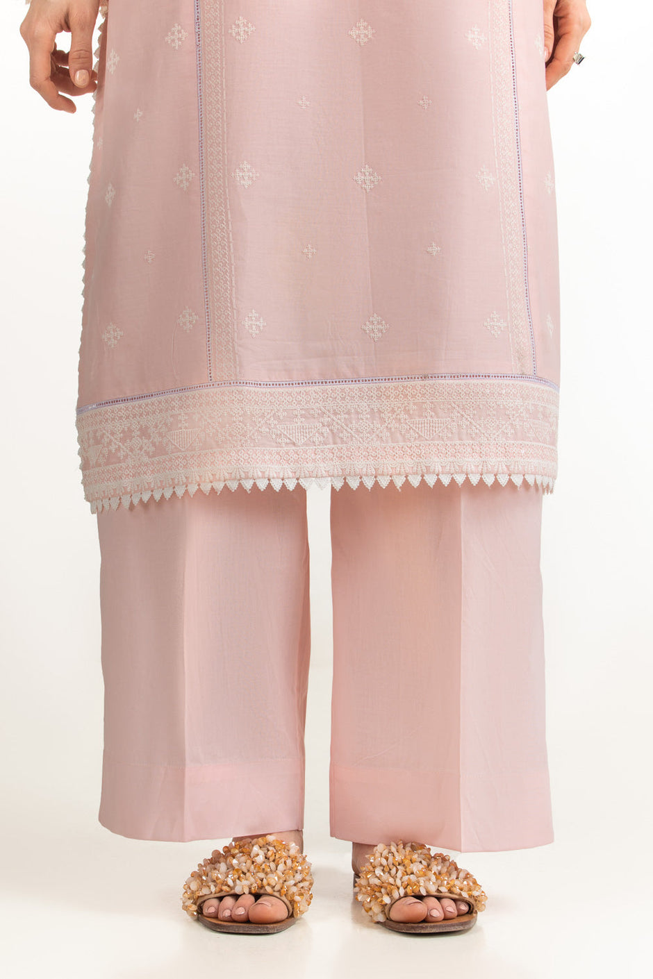 3PC Lawn Embroidered Suit