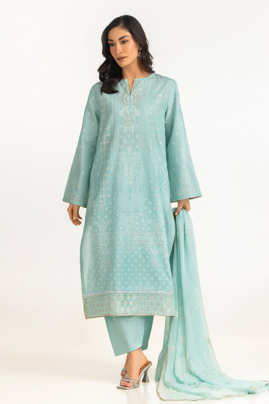 3PC Lawn Embroidered Suit
