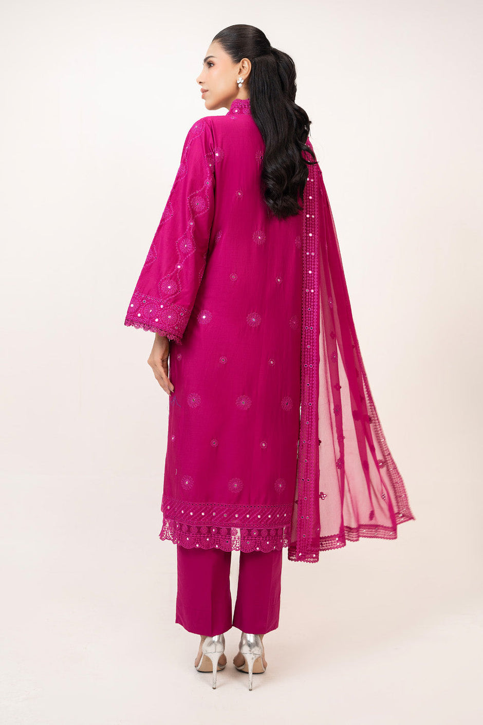 3PC Lawn Embroidered Suit