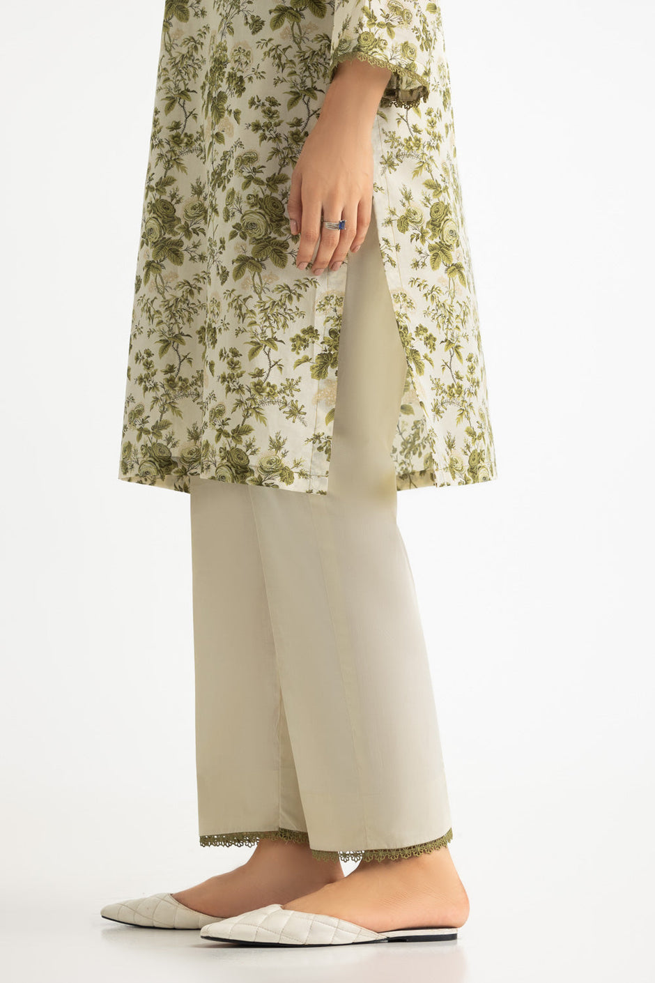 3PC Lawn Printed Suit With Denting Lawn Embroidered Dupatta