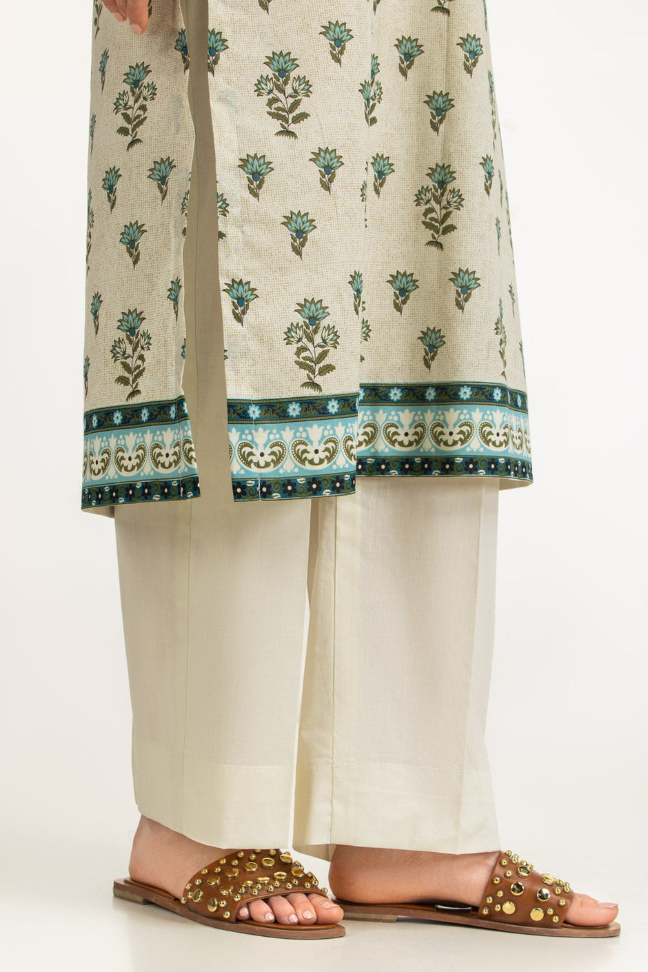 3PC Lawn Printed Suit With Embroidered