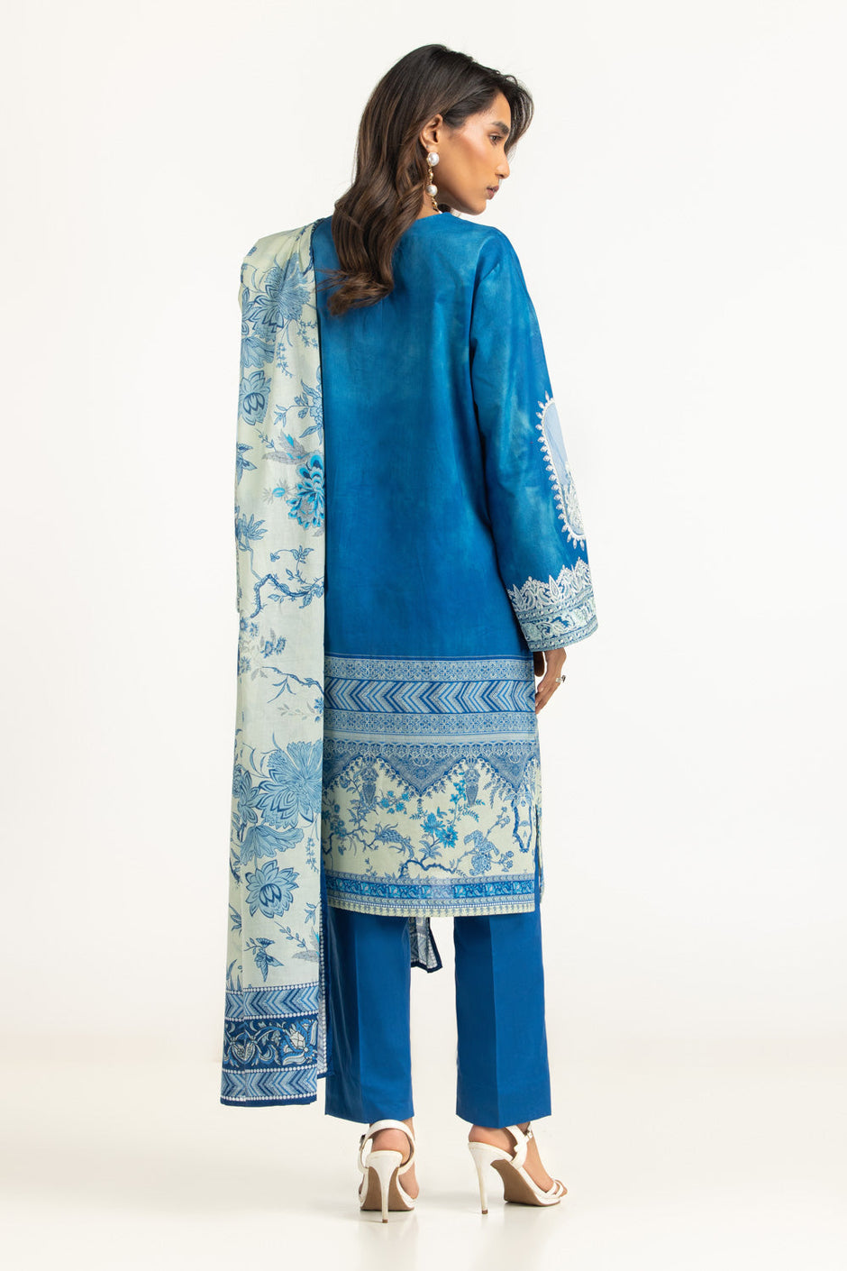 3PC Lawn Printed Suit With Embroidered