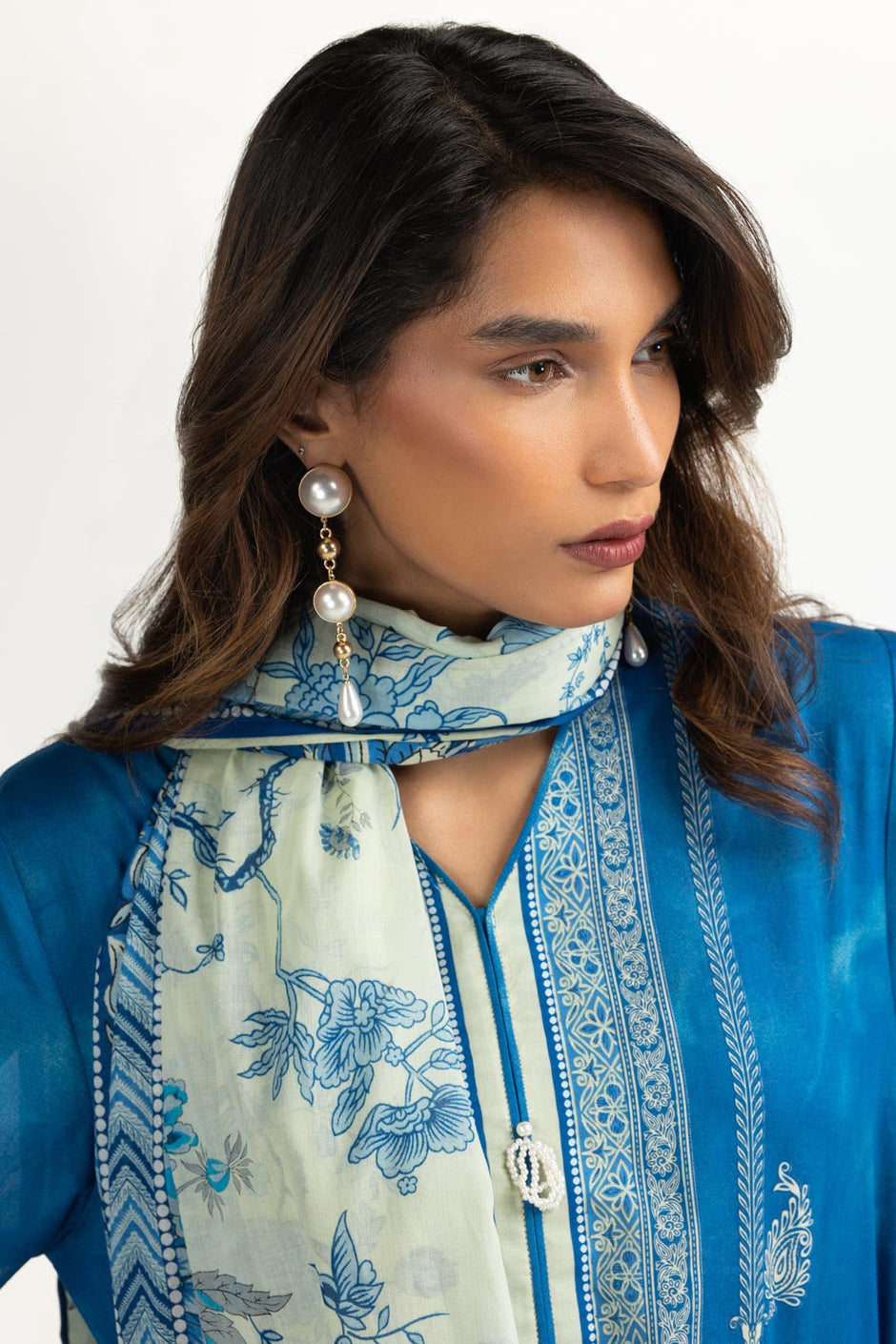 3PC Lawn Printed Suit With Embroidered