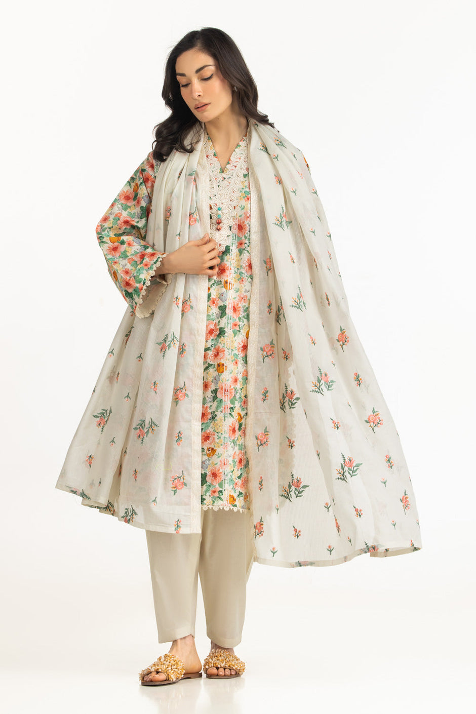 3PC Lawn Printed Suit With Embroidered