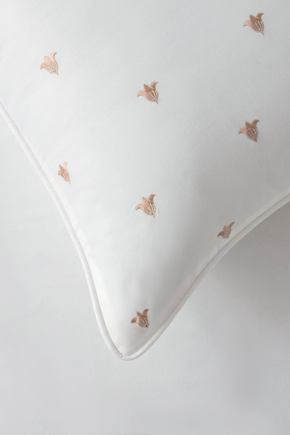 Afterglow T-400 Embroidered Bed Sheet Set