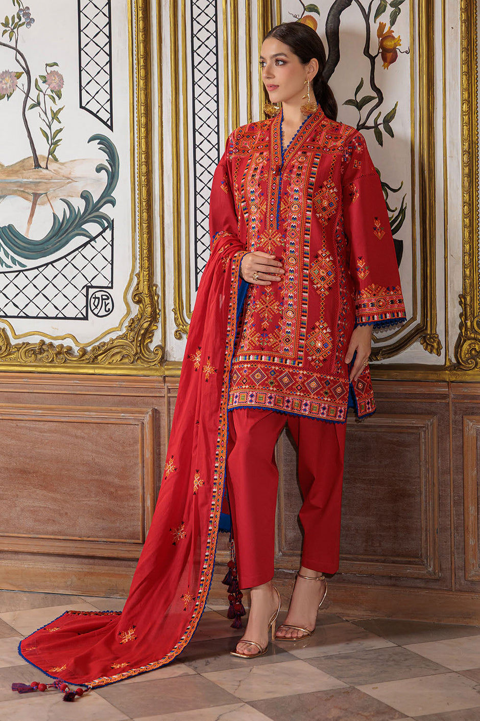 3 Piece Embroidered Lawn Suit with Embroidered Borders