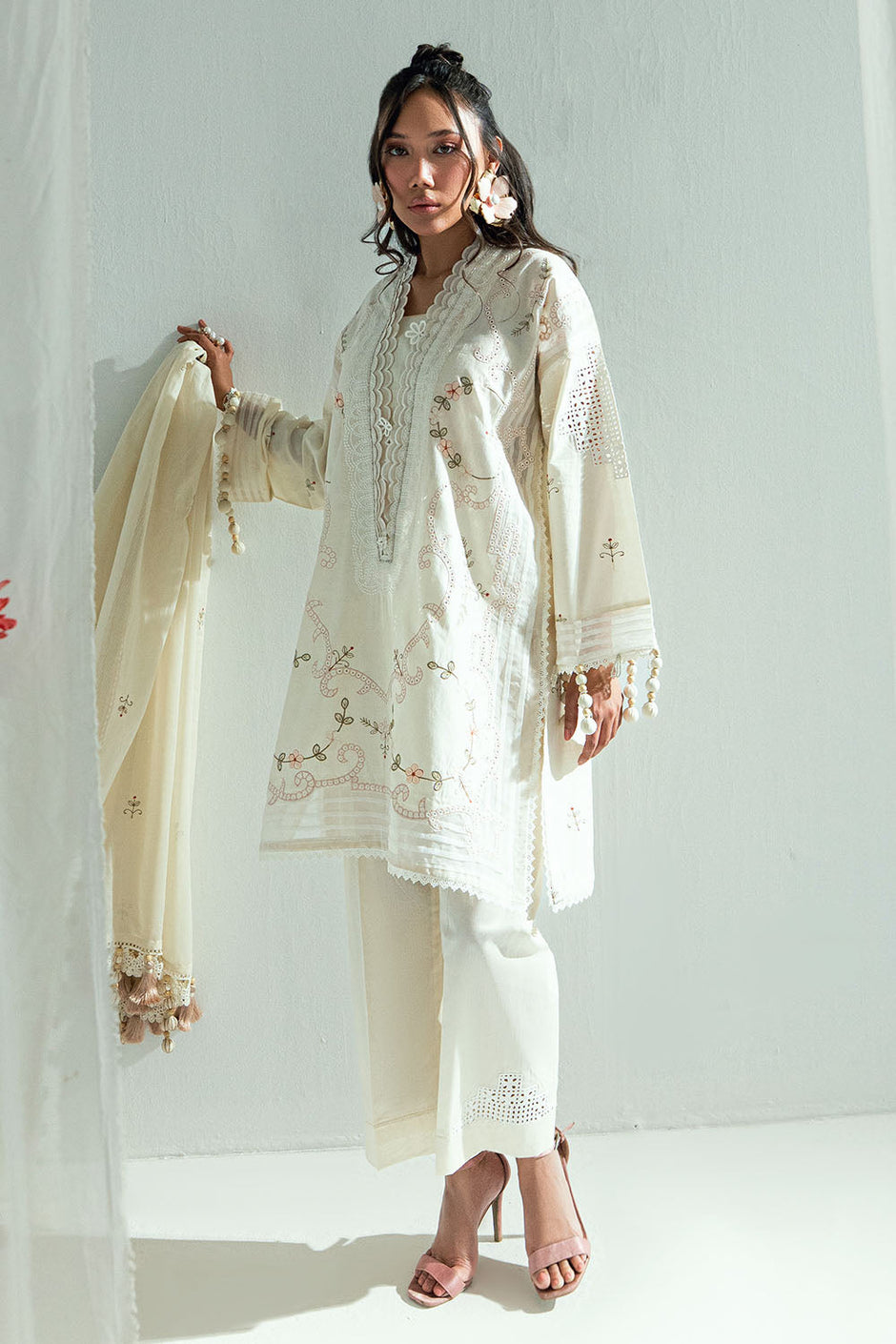 3 Piece Embroidered Lawn Suit with Embroidered Denting Dupatta
