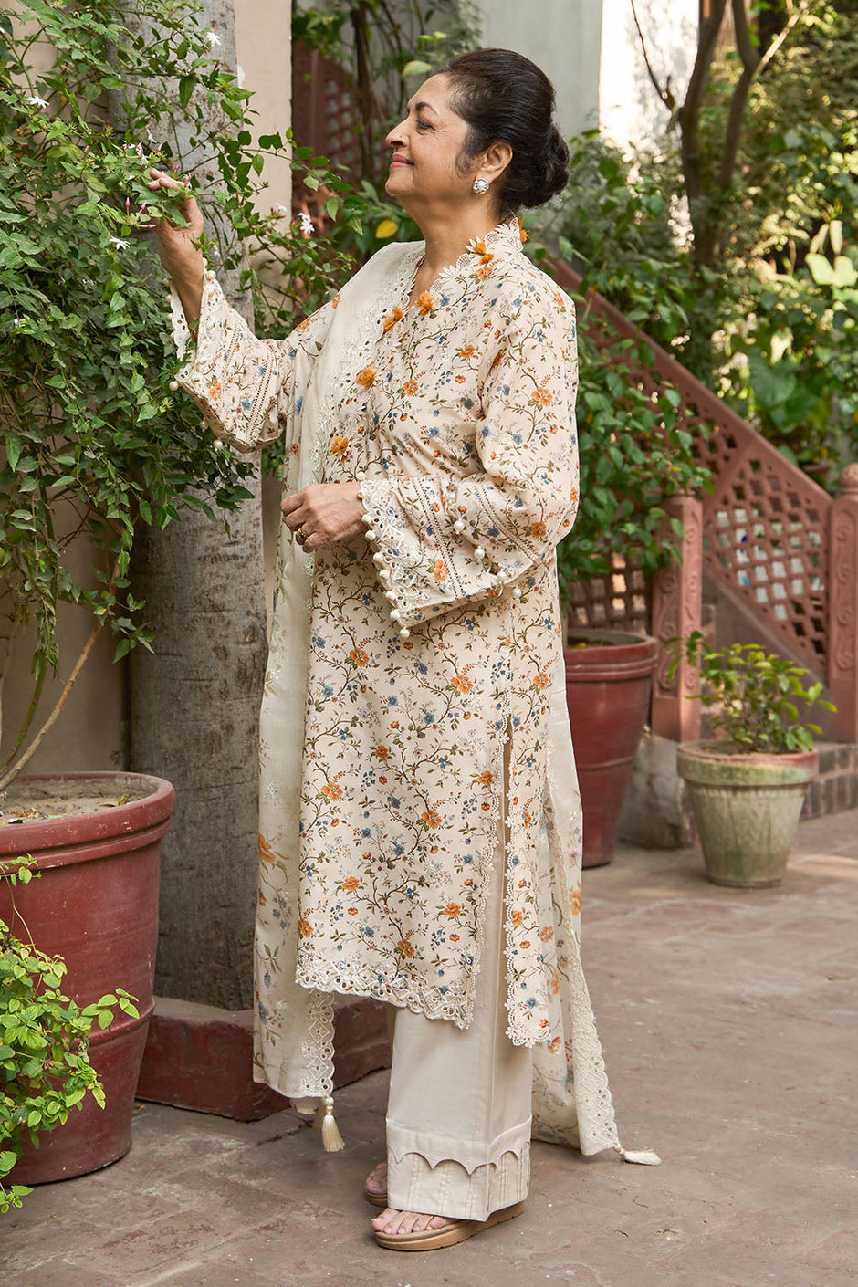 3 Piece Embroidered Printed Lawn Suit with Embroidered Denting Dupatta