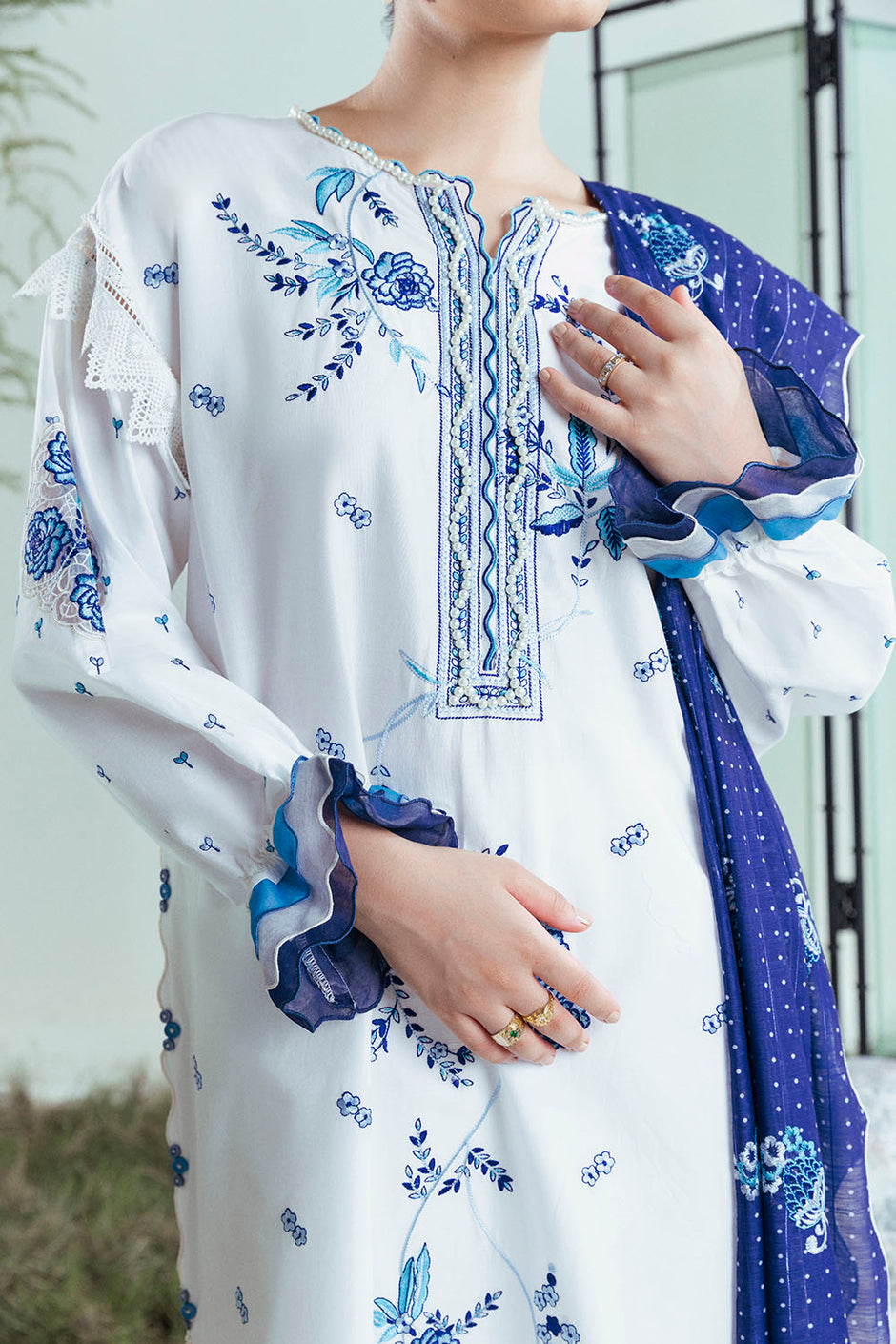 3 Piece Embroidered Lawn Suit with Bunches and Zari Dupatta