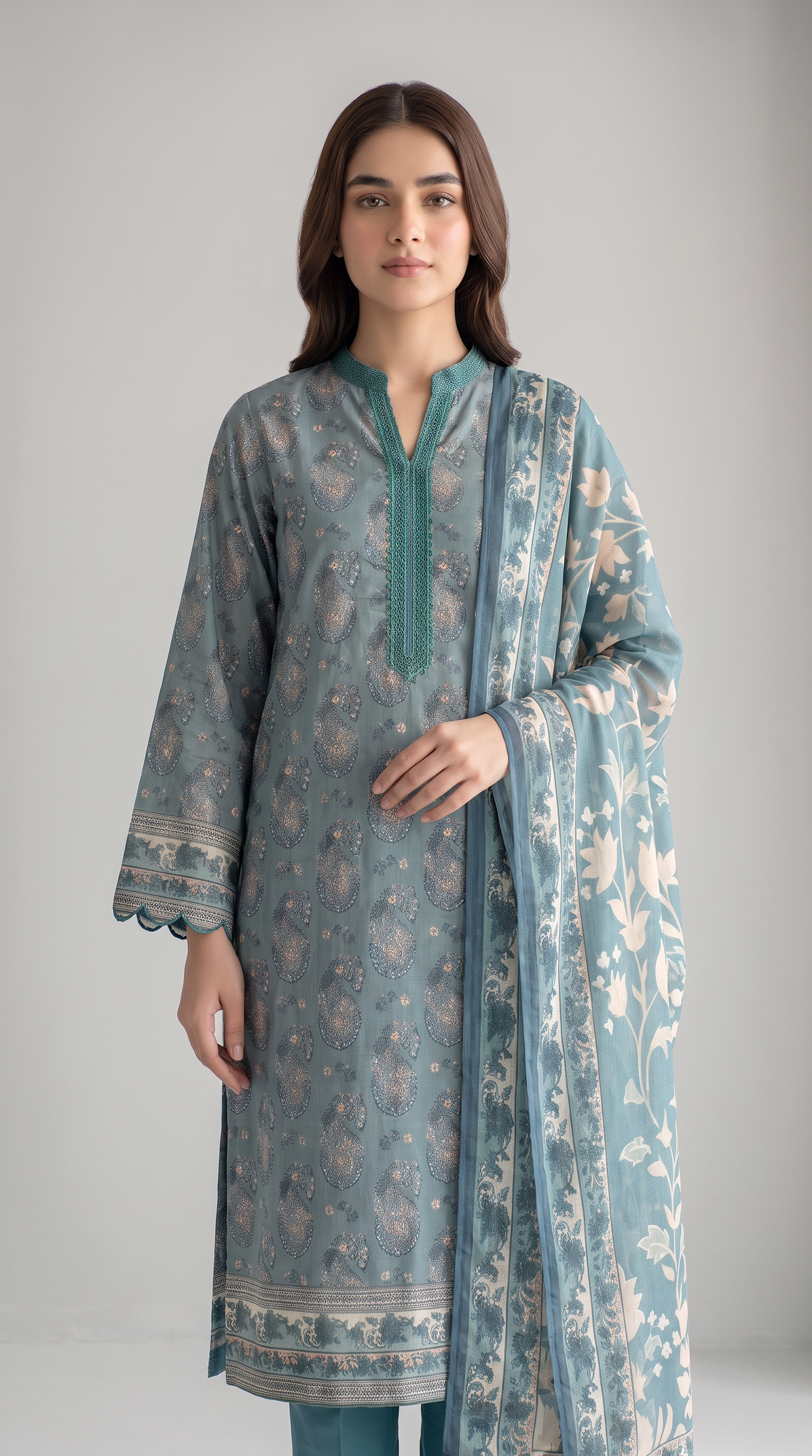 3Pc Embroidered Suit