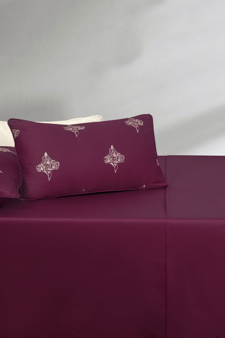 Mahogany T-200 Embroidered Bed Sheet Set
