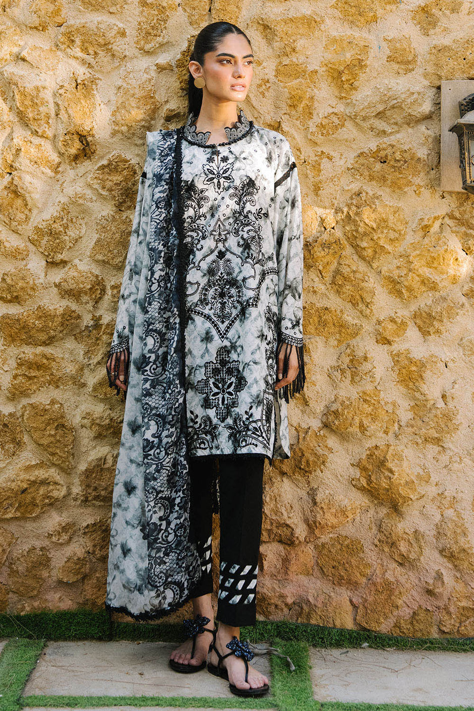 3 Piece Embroidered Printed Lawn Suit with Printed Chiffon Dupatta