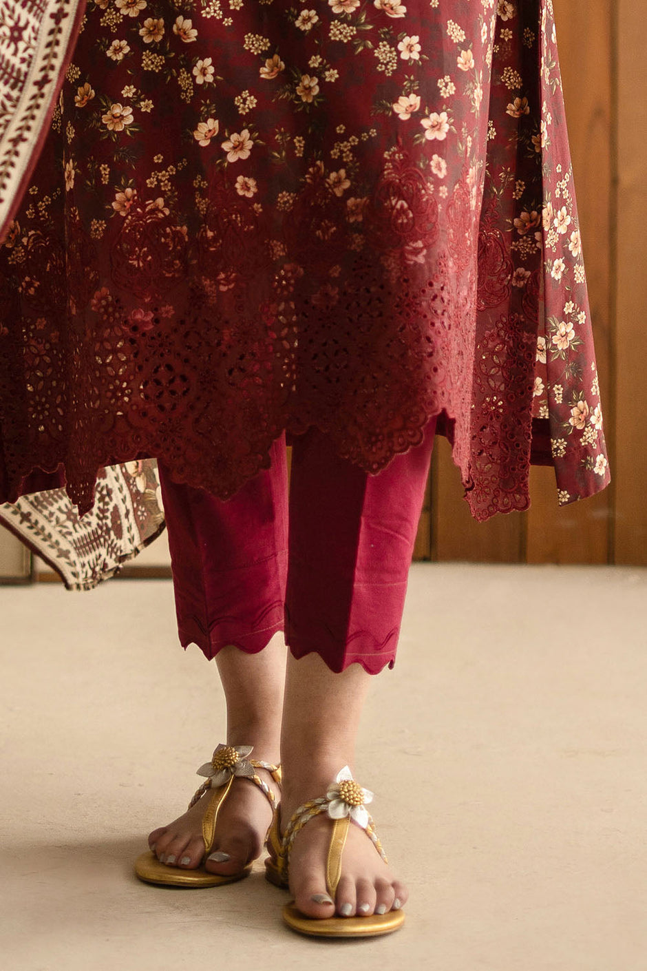 3 Piece Embroidered Printed Lawn Suit with Chiffon Dupatta