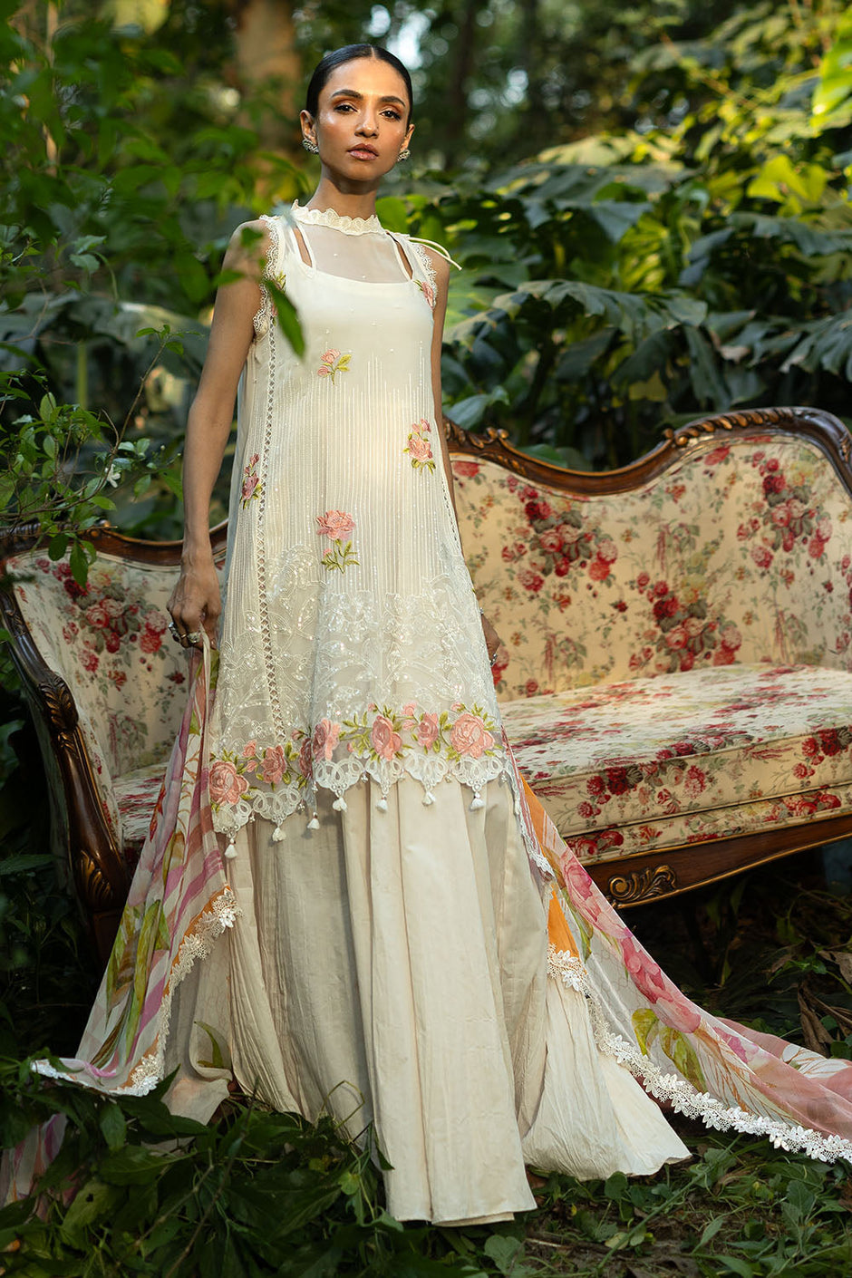 3 Piece Sequins Embroidered Chiffon Suit with Inner and Sequins Embroidered Organza Details and Printed Chiffon Dupatta