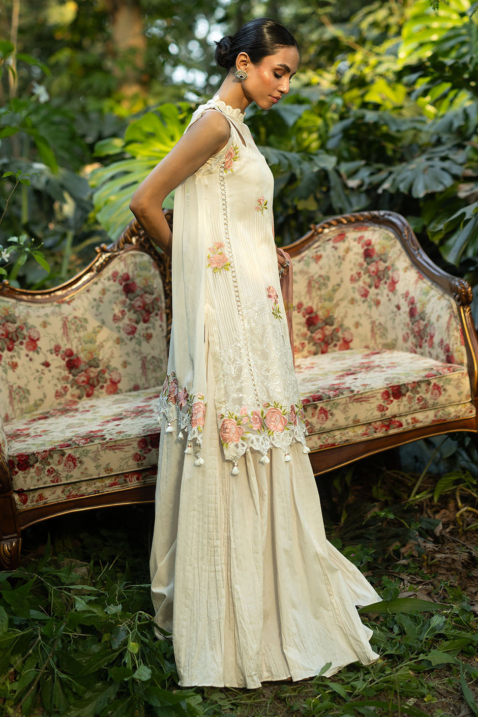 3 Piece Sequins Embroidered Chiffon Suit with Inner and Sequins Embroidered Organza Details and Printed Chiffon Dupatta