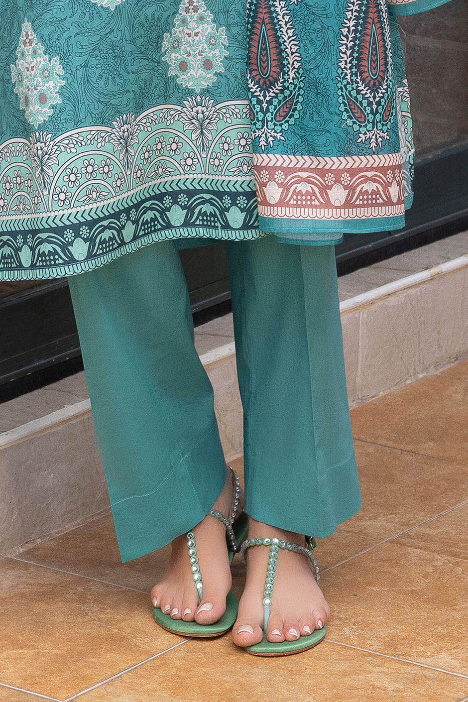 3 Piece Printed Cambric Suit with Lawn Dupatta