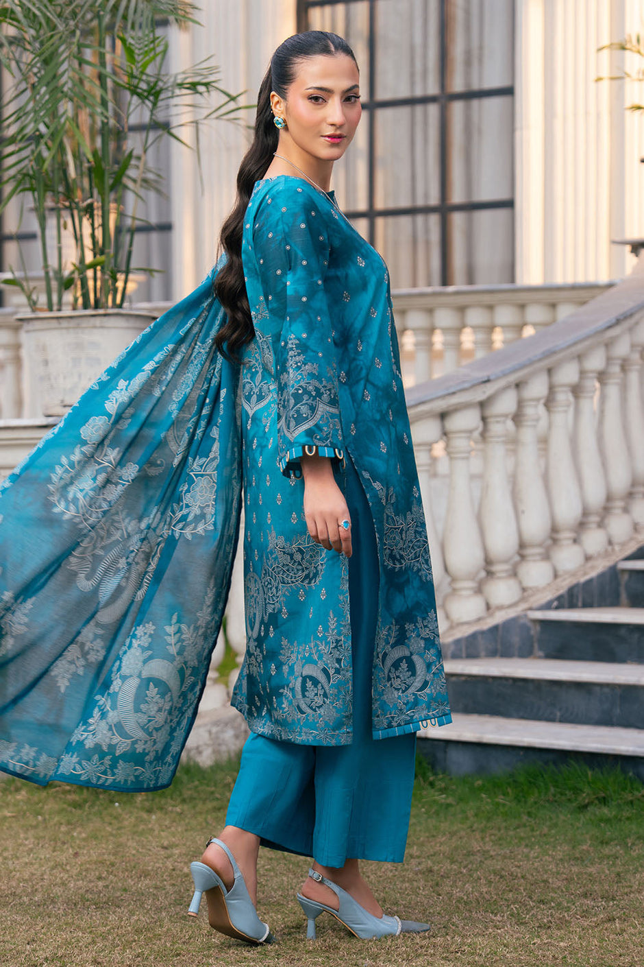 3 Piece Printed Cross Hatch Suit with Lawn Dupatta