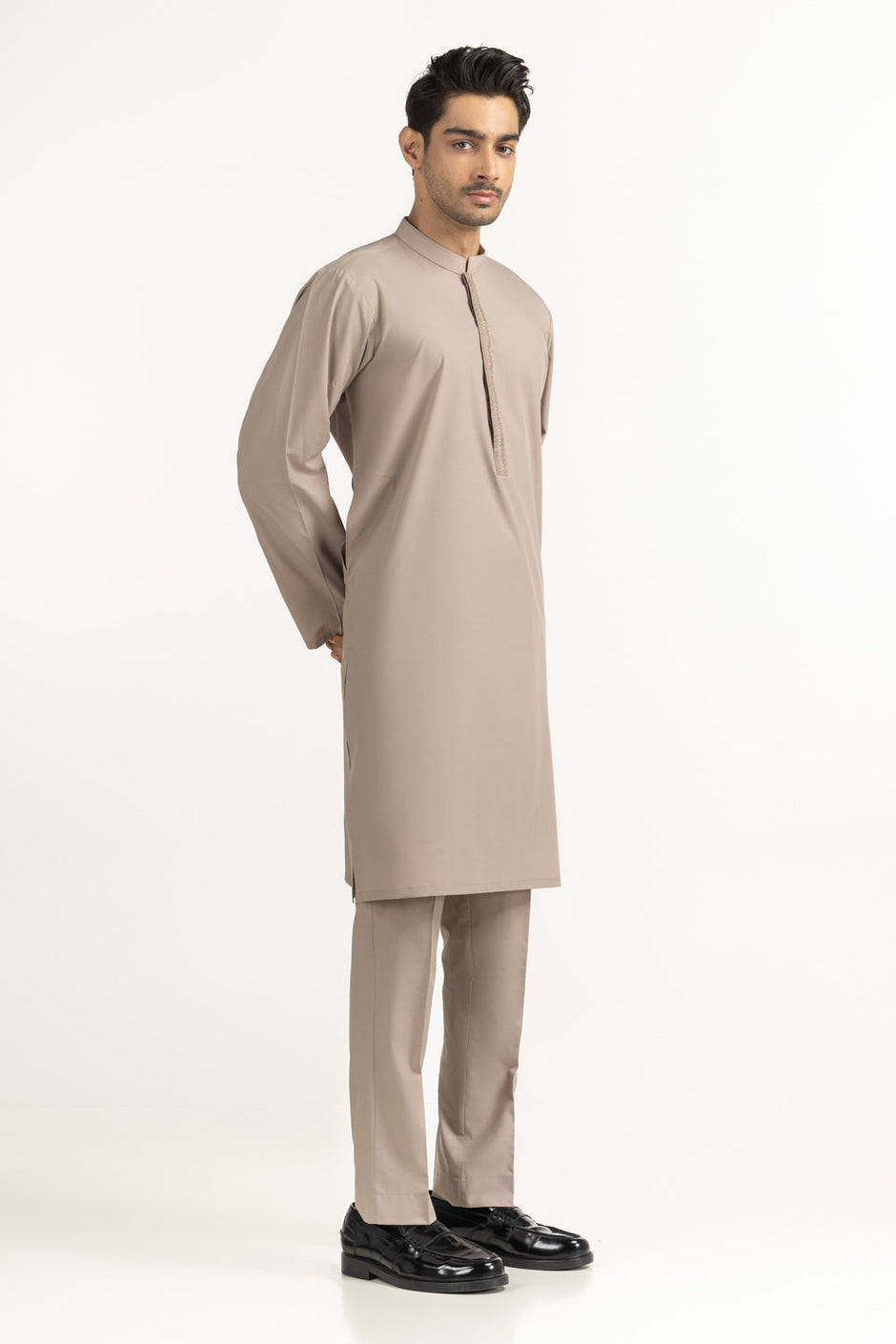 Regular Fit Styling Suits KP-EMB25-002