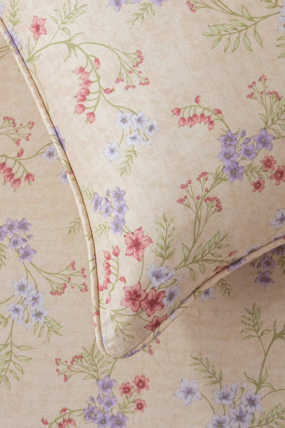 Peachy Flora T-200 Bed Sheet Set
