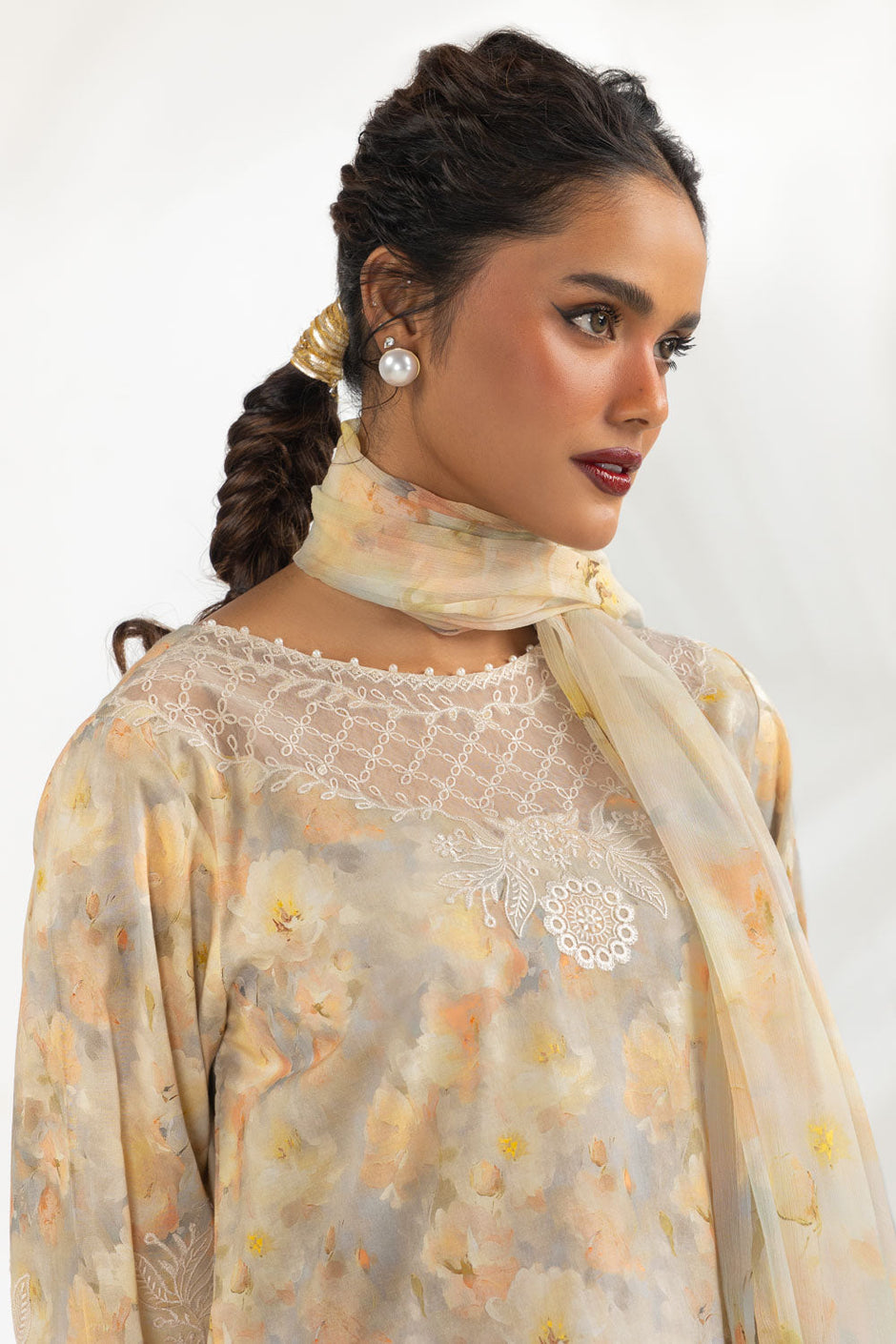 3PC Cambric Printed Suit With Embroidered