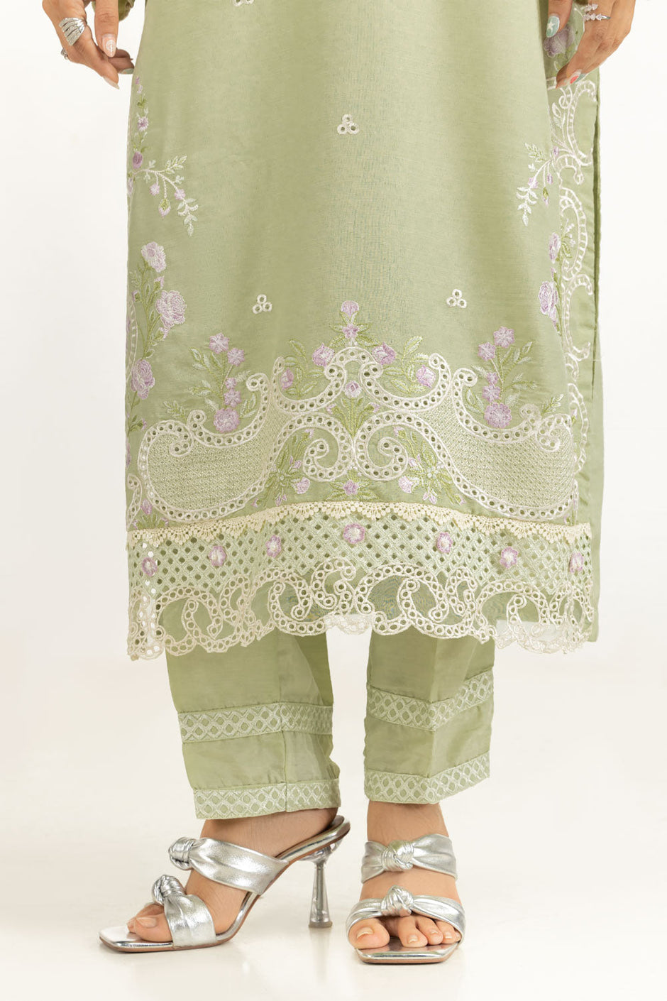 3PC Dyed Swiss Lawn Slub Embroidered Suit