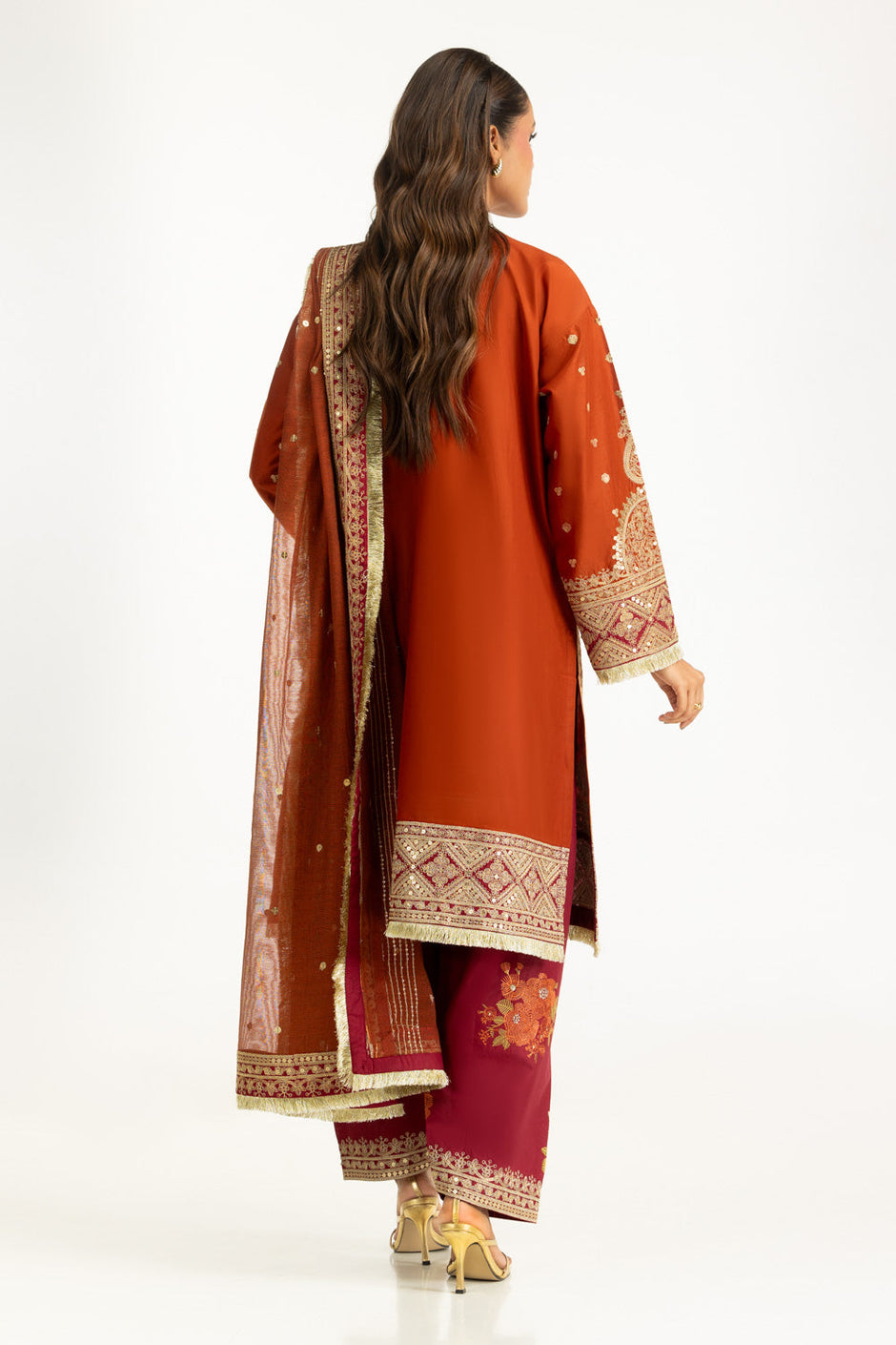 3PC Lawn Embroidered Suit