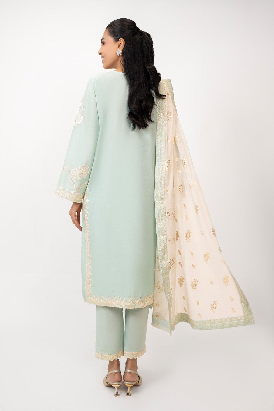 3PC Lawn Embroidered Suit