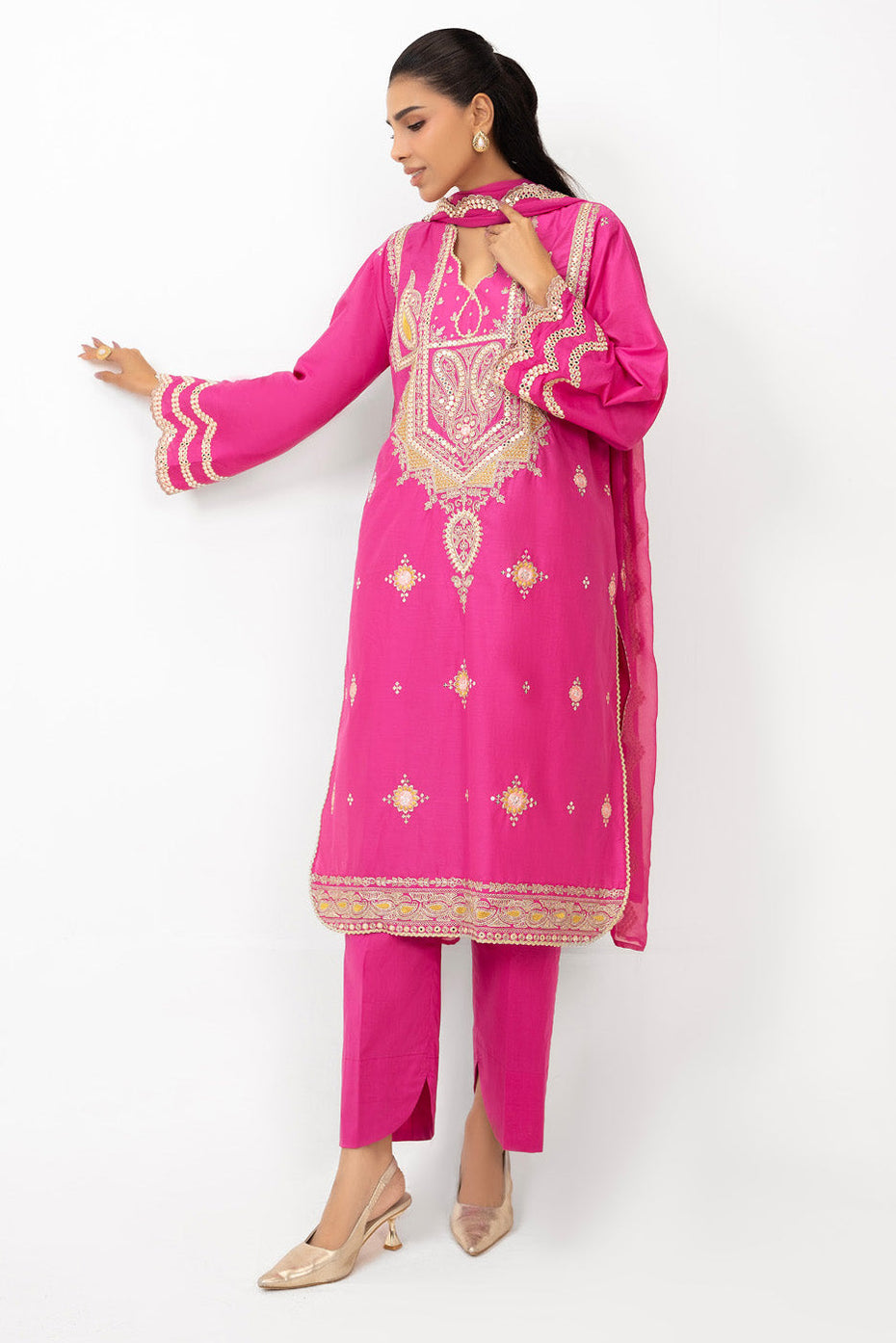 3PC Lawn Embroidered Suit