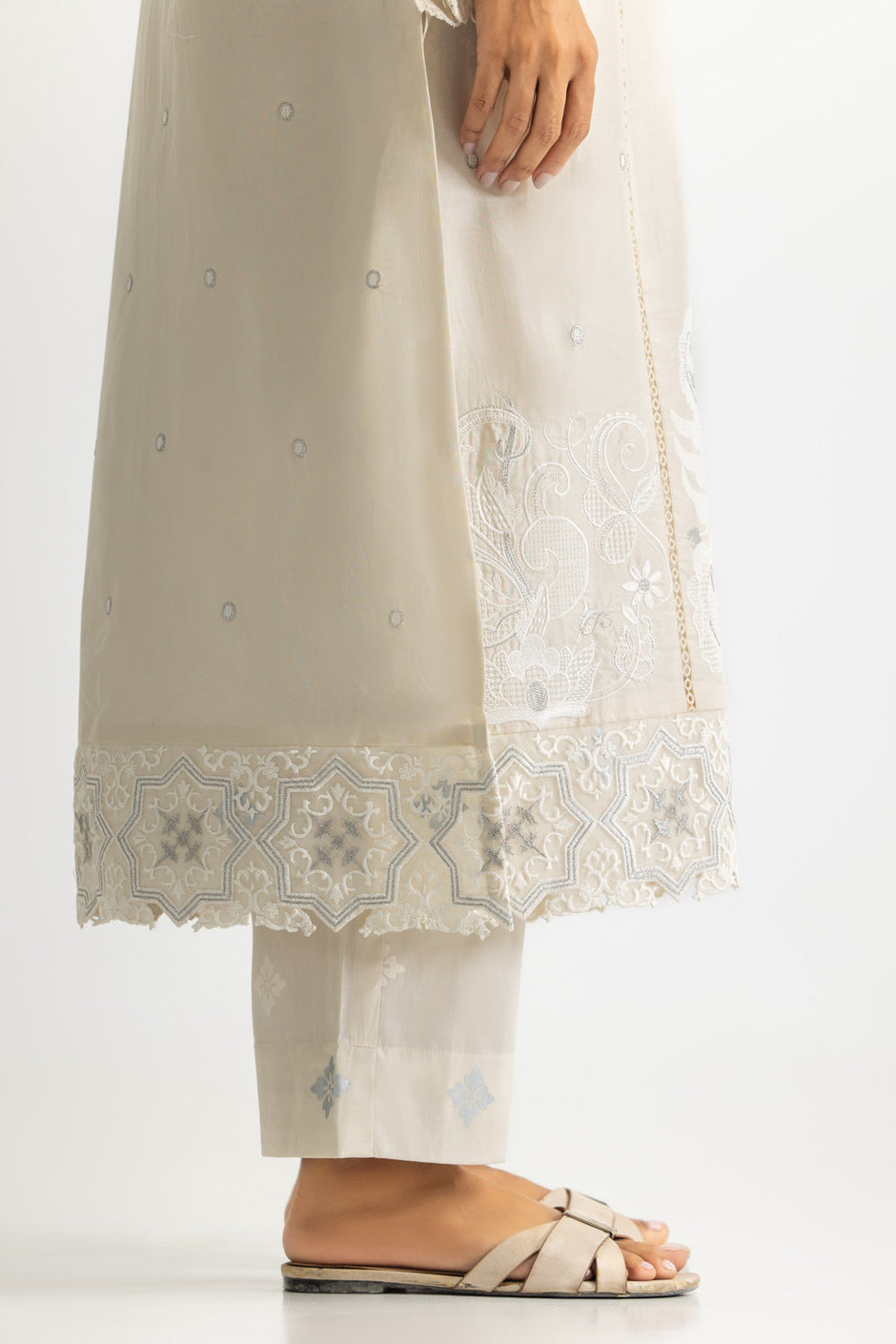 3PC Lawn Embroidered Suit With Lacquer Printed Chiffon Dupatta
