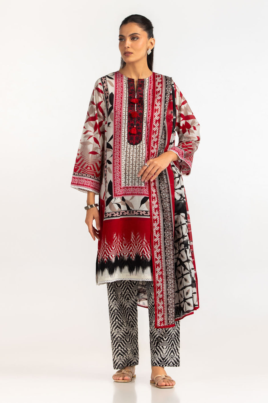 3PC Lawn Printed Suit With Embroidered