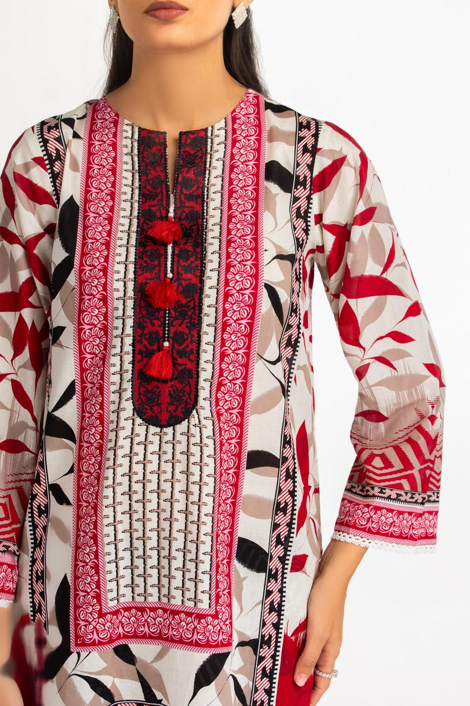 3PC Lawn Printed Suit With Embroidered