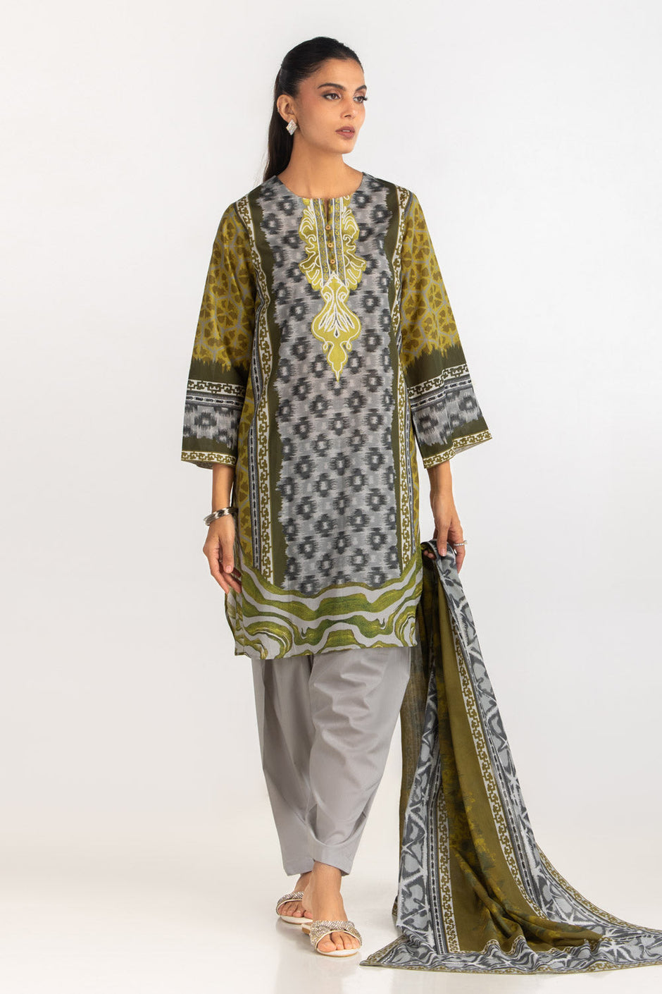 3PC Lawn Printed Suit With Embroidered