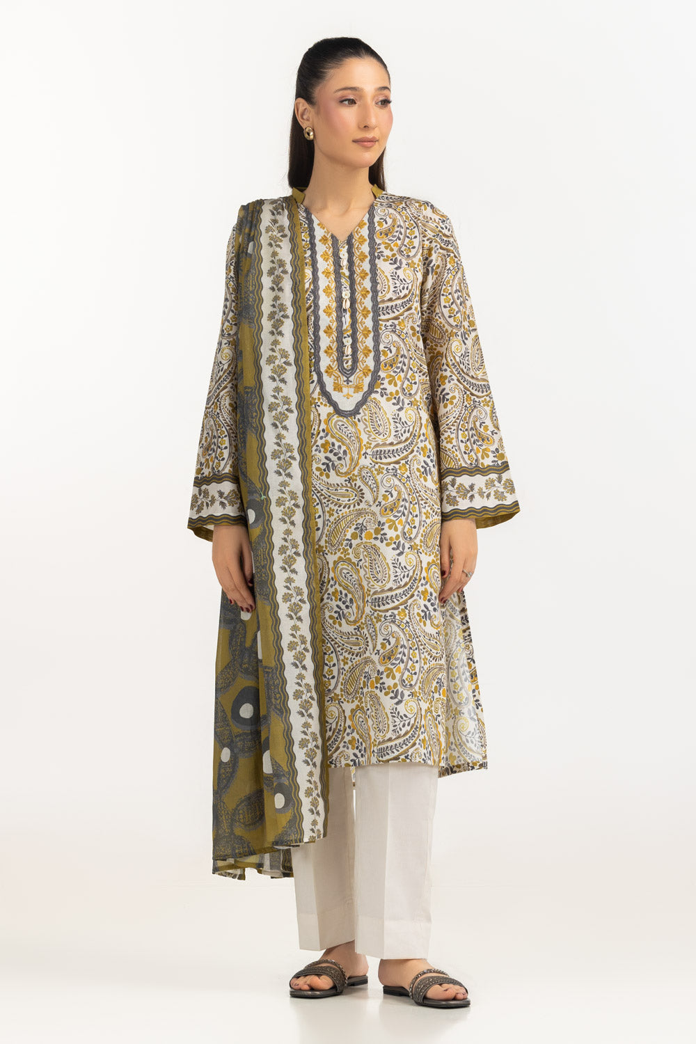 3PC Lawn Printed Suit With Embroidered