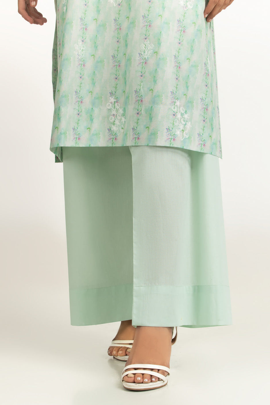 3PC Lawn Printed Suit with Embroidered