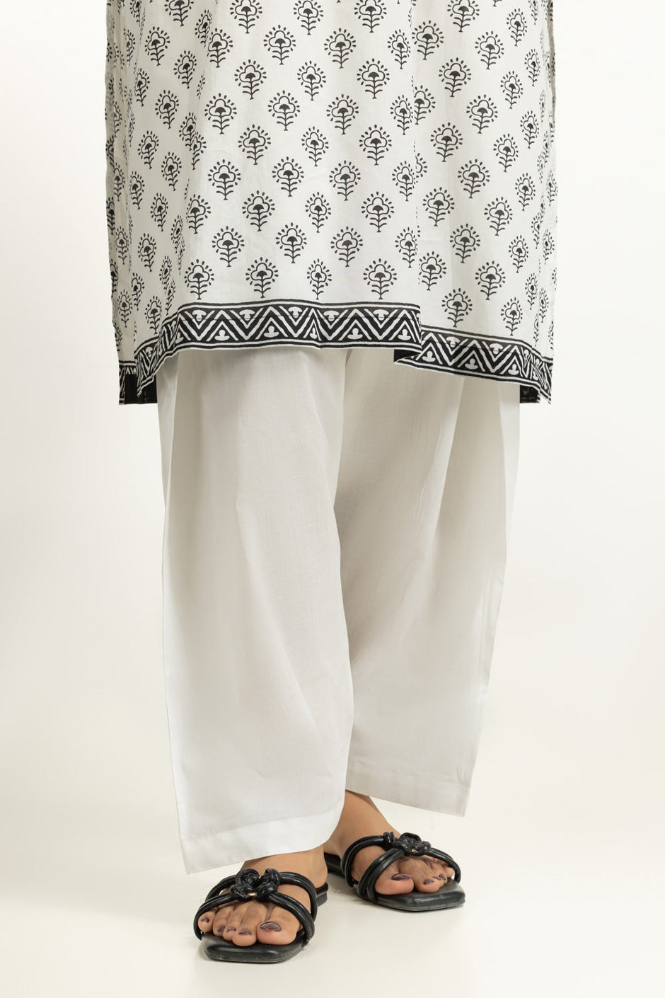 3PC Printed Lawn Suit
