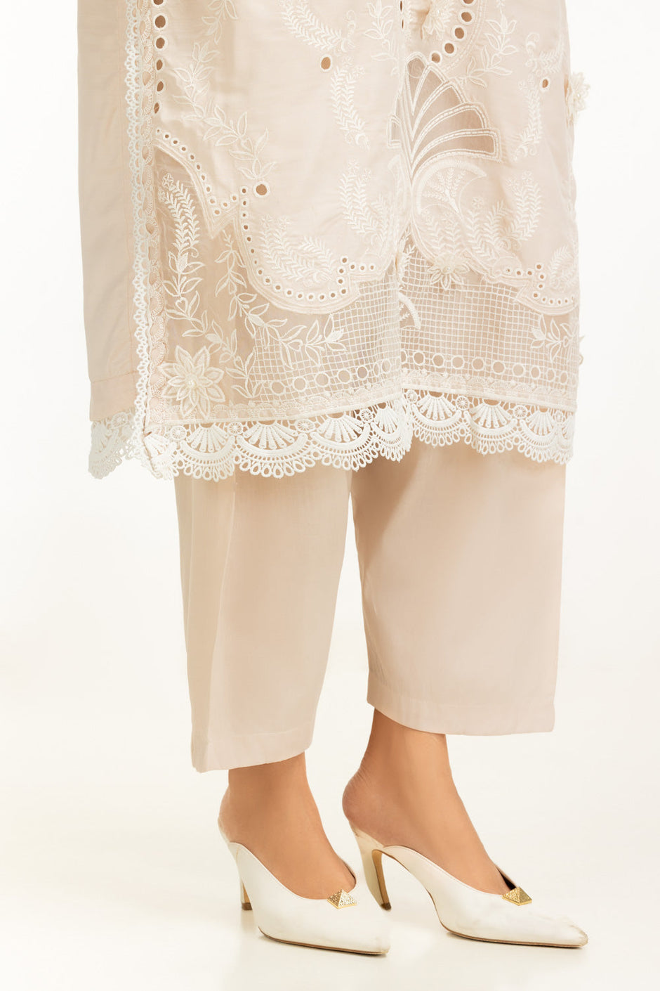 3PC Swiss Lawn Slub Embroidered Suit