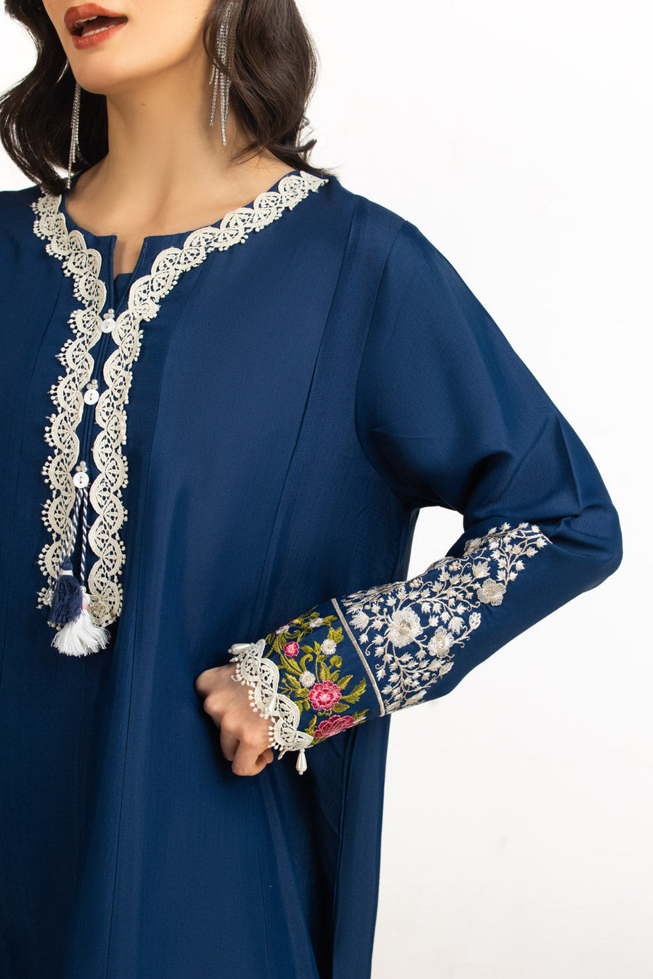 3PC Viscose Rawsilk Embroidered Suit