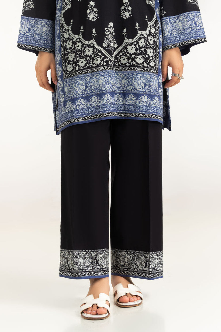 3Pc Cambric Printed Shirt And Trouser With Printed Scarf