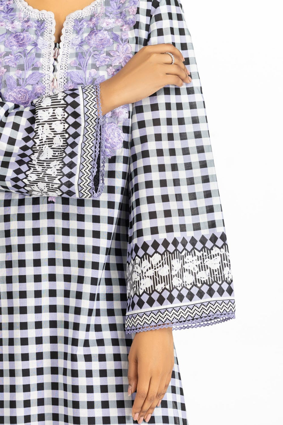 3PC Lawn Printed Suit With Embroidered IUSTKSD-545