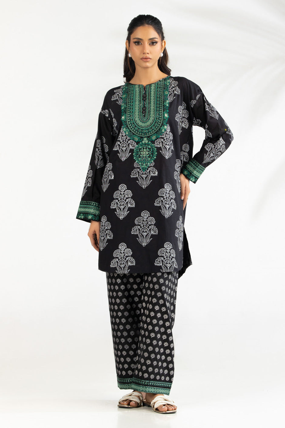 Cambric Block printed Co-Ord Set With Embroidered