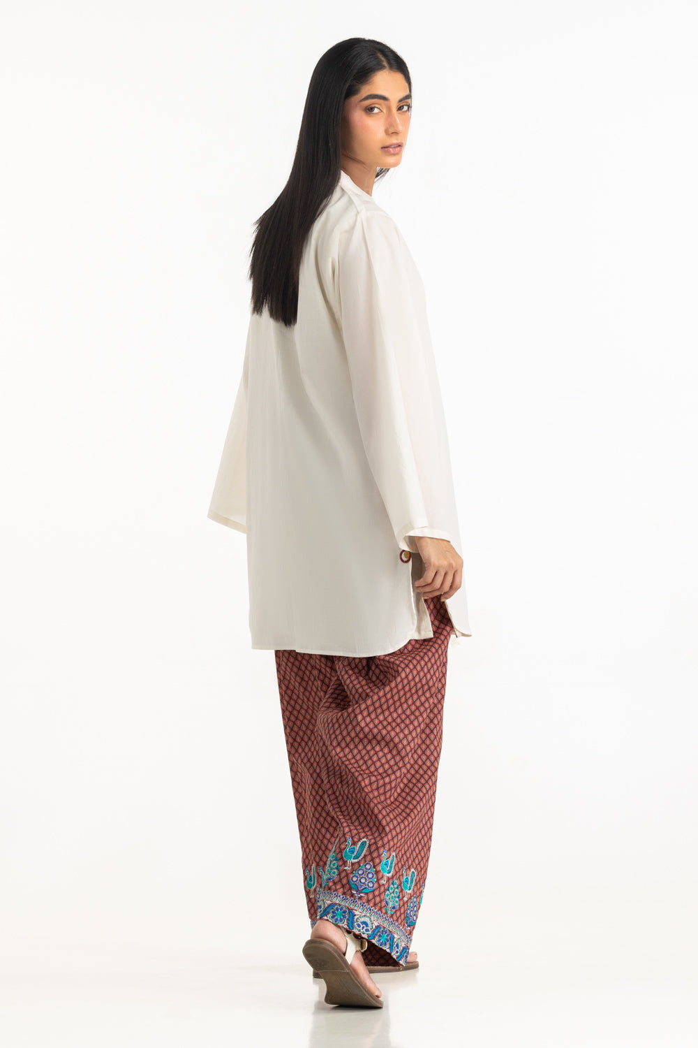 Cambric Dyed Shirt And Printed Shalwar With Embroidered