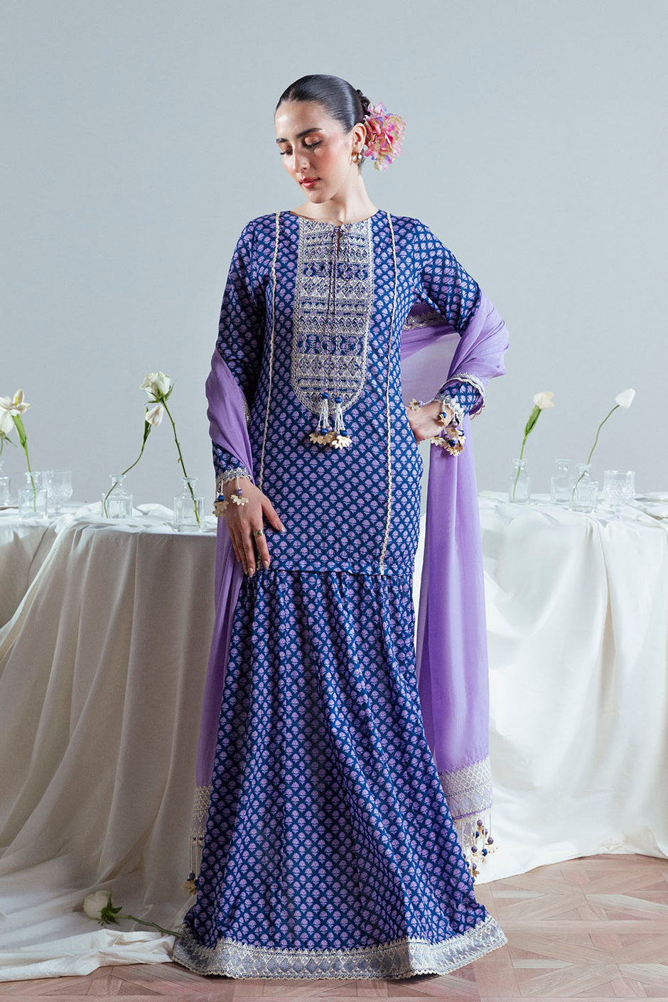 3 Piece Embroidered Gold Printed Lawn Suit with Silk Dupatta
