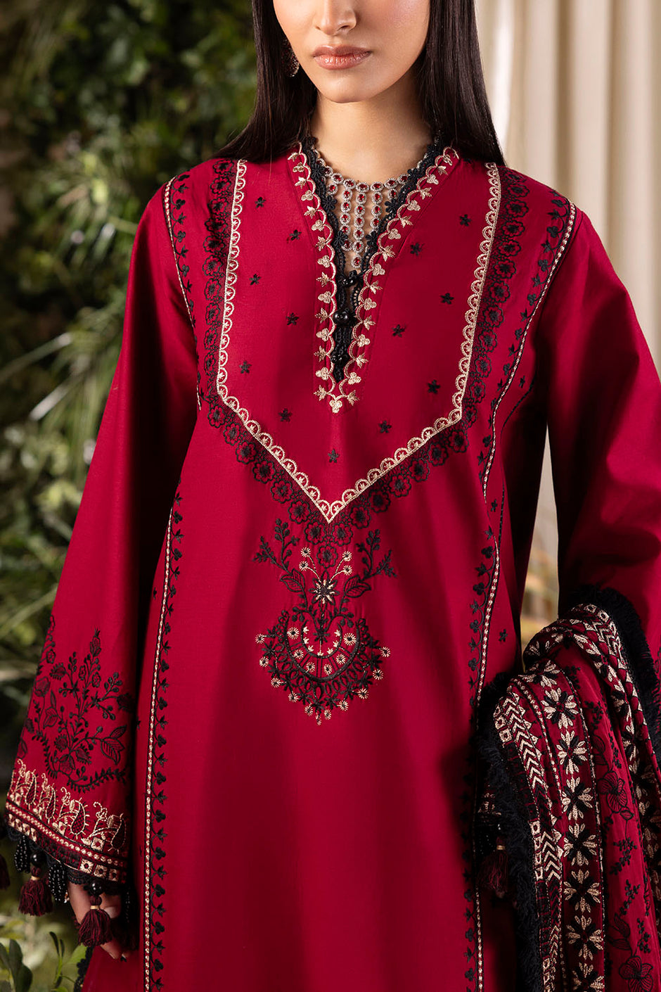 3 Piece Embroidered Lawn Suit with Embroidered Chiffon Dupatta