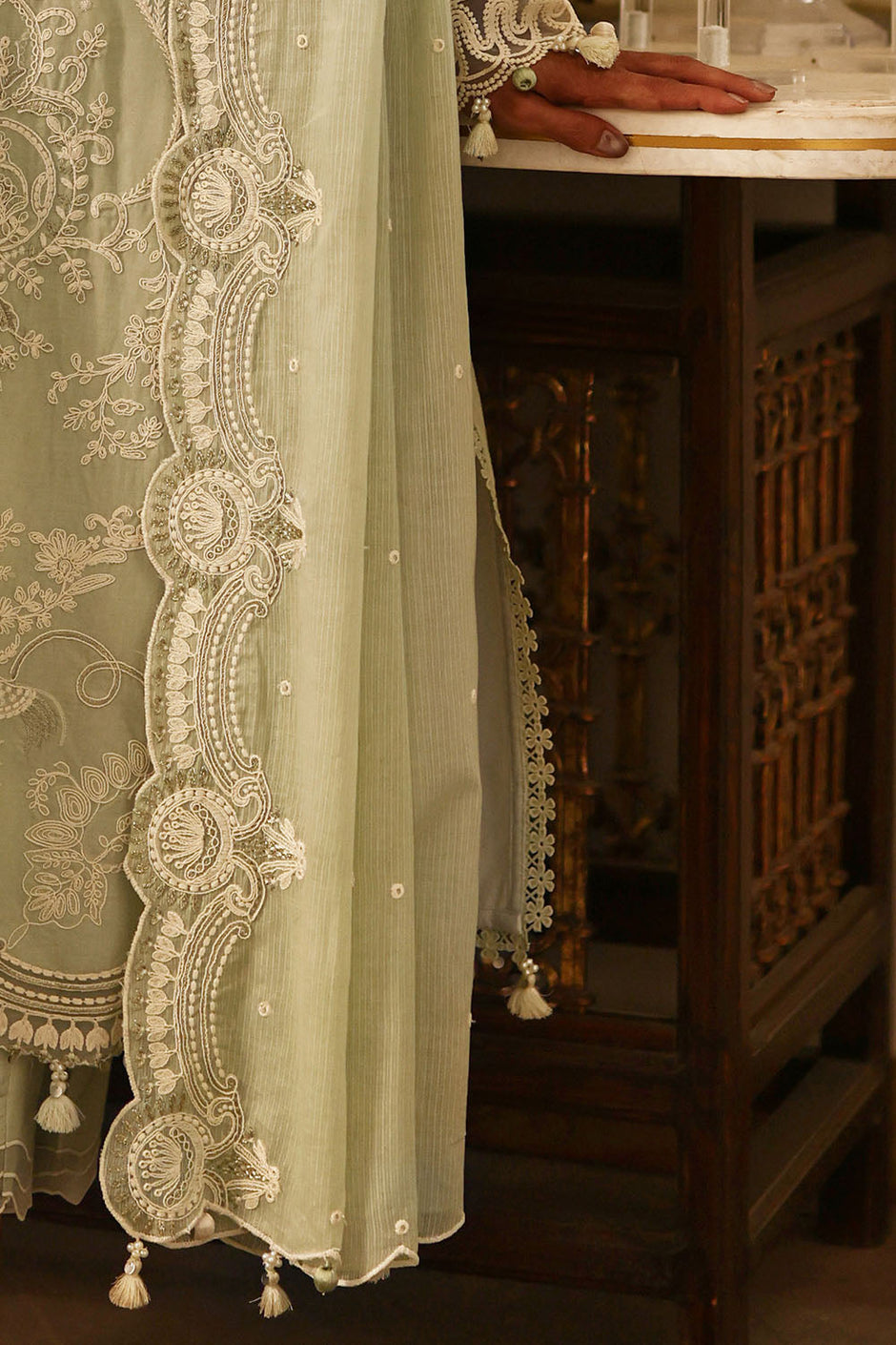 3 Piece Embroidered Lawn Suit with Organza Borders and Embroidered Denting Lawn Dupatta