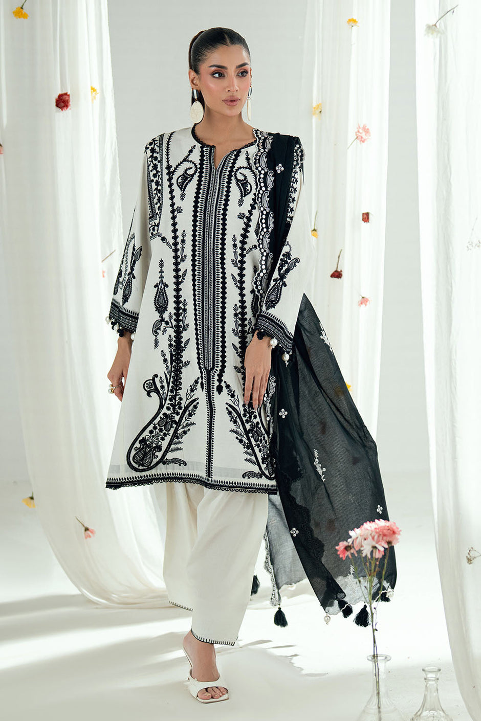 3 Piece Embroidered Lawn Suit with Embroidered Denting Dupatta