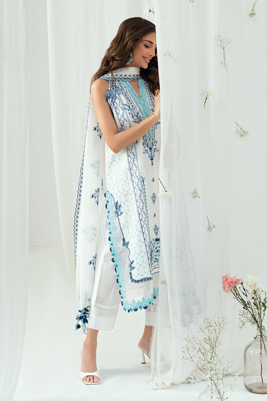 3 Piece Embroidered Lawn Suit with Embroidered Denting Dupatta
