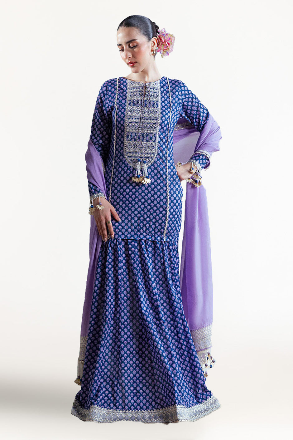 3 Piece Embroidered Gold Printed Lawn Suit with Silk Dupatta